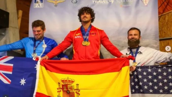 Speed Skydiving | 'Desde la primera vez que salté de un avión me enamoré': Sebastián García