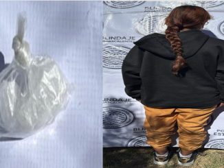 Tras persecución a pie tierra Mujer es detenida por la Policía Metropolitana, tras detectar entre sus pertenencias un envoltorio con sustancia granulada al parecer cristal