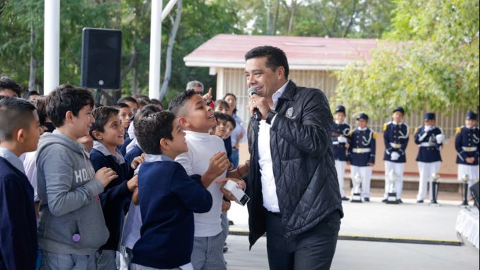 Invita Leo Montañez a seguir cuidando el Medio Ambiente
