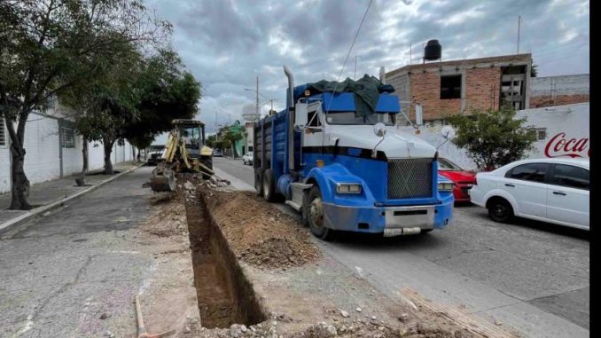 Rehabilita MIAA más de 3 kilómetros de tubería de agua potable en las colonias Miravalle, Buenos Aires y Altavista