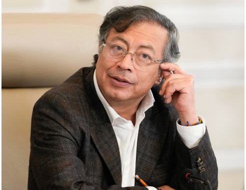 Petro advierte a Trump que "no es el rey de Colombia" y que él no va a ceder sino a exigir