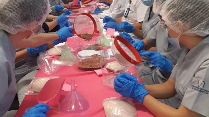   La actividad forma parte del programa Soy Rosa IMSS, que busca contribuir al bienestar físico y emocional de las mujeres con cáncer de mama.