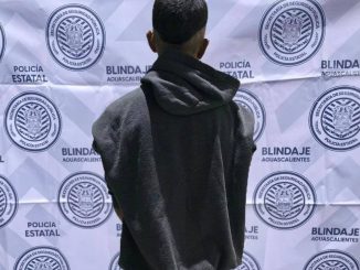 Policías Estatales detienen a sujeto sobre el que pesaba una orden de aprehensión por delitos contra la salud