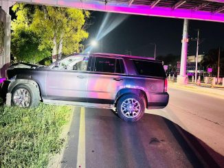 Accidente de tránsito contra objeto fijo al oriente de la ciudad es atendido por la Policía Vial