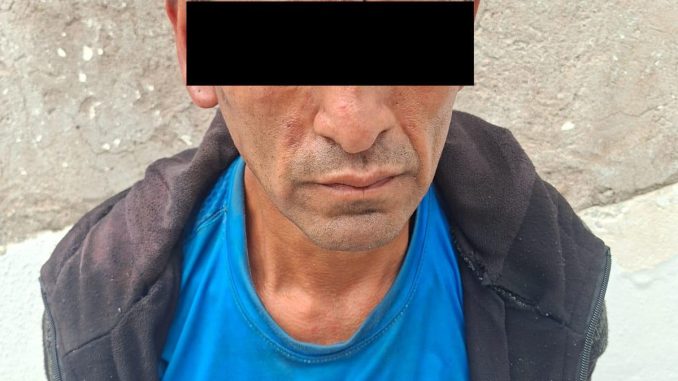 Policía Municipal detiene a hombre que presentaba una orden de aprehensión vigente por delitos contra la salud