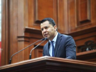 Comisión de Reglamentos y Prácticas Parlamentarias recibe solicitud de Licencia del Diputado Luis León