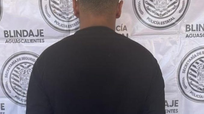 Policías Estatales de Aguascalientes detienen a sujeto que contaba con una orden de aprehensión vigente por el delito de homicidio, emitida en el Estado de Jalisco