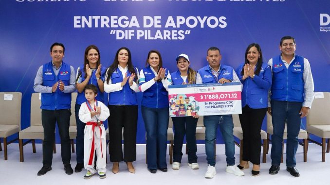 Tere y Aurora Jiménez entregan nuevo equipamiento a las Casas del Bien Común