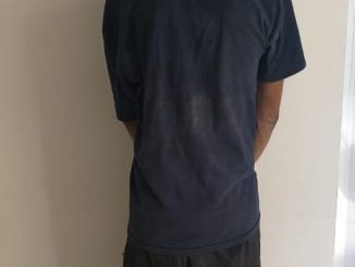 Un sujeto fue detenido por la Policía Municipal luego de ser señalado de robo calificado y daños en la propiedad privada