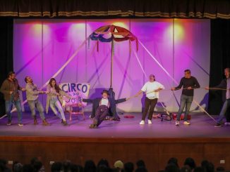En el Teatro Antonio Leal y Romero se presentó Circo Do Só Eu, a cargo de Barracão Teatro, de Brasil