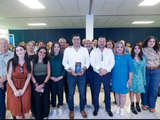 Imparte Leo Montañez Ponencia " Una mejor Ciudad" en la Universidad Metropolitana