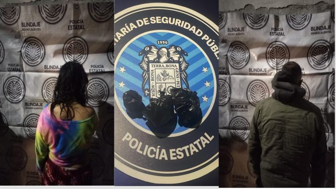 Uniformados de la Policía Estatal detienen a una pareja en poder de tres envoltorios con sustancia granulada al tacto
