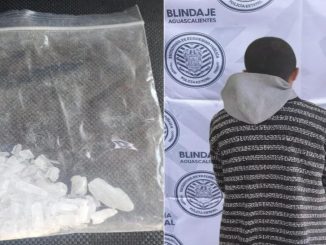 Policías Estatales de Aguascalientes detienen en la colonia Rodolfo Landeros a persona que tenía en su poder envoltorio que contenía sustancia granulada al tacto con las características propias de cristal