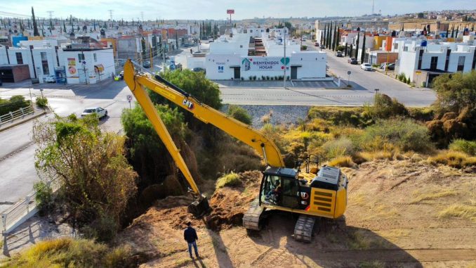 Municipio de Aguascalientes refuerza la limpieza de arroyos con acciones en el cauce de El Cedazo