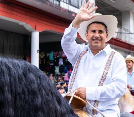 Octavo escolta del alcalde asesinado Carlos Manzo está prófugo