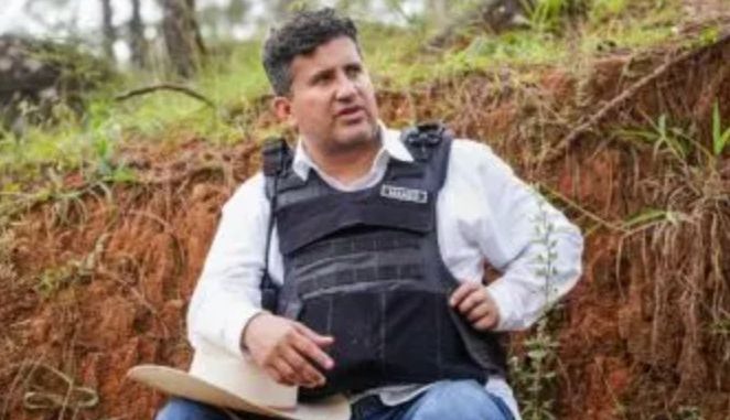 Buscan a exjefe de escoltas de Carlos Manzo en todo el país