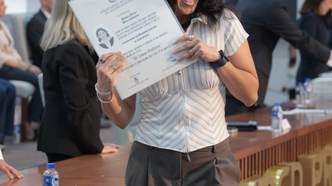 Nueva generación que ejercerá con ética y pasión: UAA entregó 1626 títulos de licenciatura, maestría y doctorado