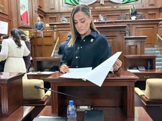 Busca Arlette Muñoz reforzar mecanismos de ausentismo en las Aulas