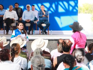 Gobernadora Tere Jiménez se reúne con productores del campo para atender sus solicitudes