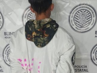 Policías del Mando Coordinado detienen a sujeto en poder de un arma prohibida en el Municipio de Pabellón de Arteaga