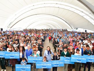 Entrega Gobernadora Tere Jiménez más de 5 mil Becas a estudiantes de Calvillo y Aguascalientes