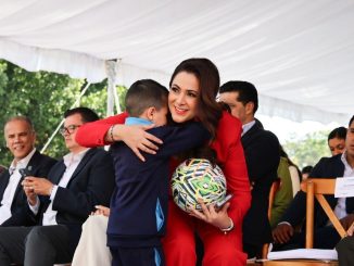 6 mil participantes llenaron de color y alegría el desfile de la Revolución Mexicana encabezado por la Gobernadora Tere Jiménez