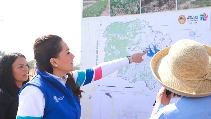 Con nueva tecnología ahorramos agua en el capo de Aguascalientes: Tere Jiménez