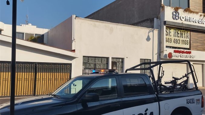 Policía Municipal atiende reporte de persona inconsciente en el Barrio de La Purísima