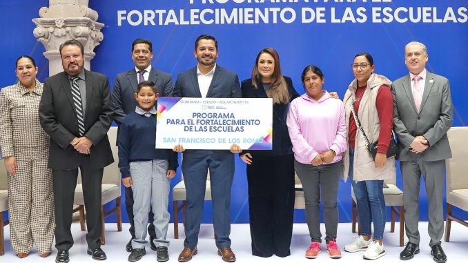 Gobernadora Tere Jiménez fortalece las escuelas de Aguascalientes con más recursos para equipamiento y tecnología
