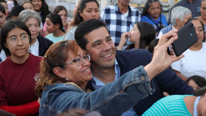 Leo Montañez presentará esta tarde su Primer Informe
