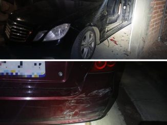 Policía Vial atiende choque dejando daños a la cochera en Villa Loma Dorada