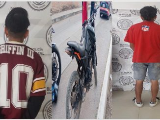 Policías del Mando Coordinado detienen a dos sujetos a bordo de motocicleta con reporte de robo, los hechos en calles del Municipio de Jesús María