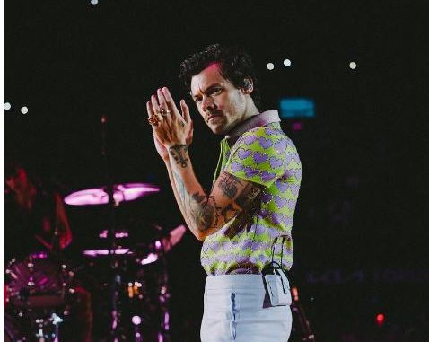 Harry Styles sorprende con estreno inesperado de nuevo video musical