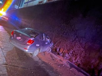 Policía Vial atiende accidente en paso a desnivel de la zona centro