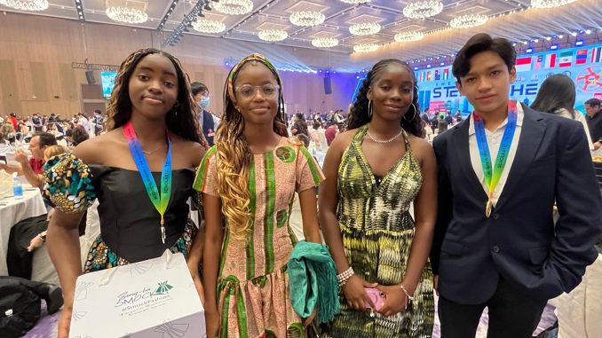 Aguascalientes conquista el Oro en Olimpiada Internacional de Matemáticas, en China