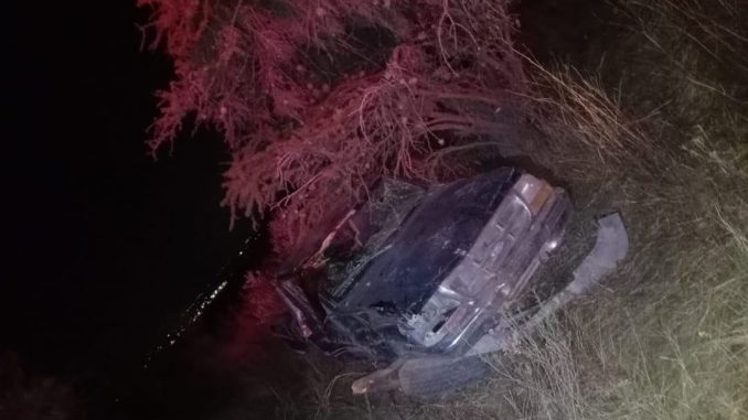 Policías Estatales atienden reporte de accidente tipo salida de camino y volcadura en la comunidad Puerto de la Concepción,Tepezalá