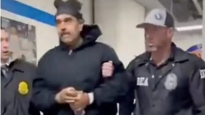 Video | 'Feliz año nuevo!, desea Maduro a los agentes de la DEA
