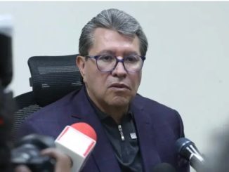 Monreal prevé reforma electoral en marzo