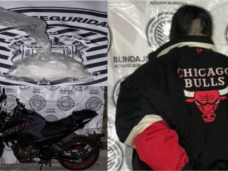 Uniformados de la Policía Metropolitana detienen a sujeto en motocicleta con placa sobre puesta y una bolsa con sustancia granulada al parecer cristal
