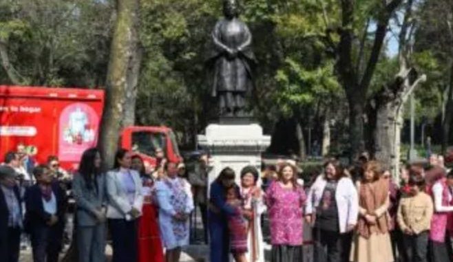 Sheinbaum reivindica a mujeres indígenas con 6 nuevos monumentos en Paseo de la Reforma