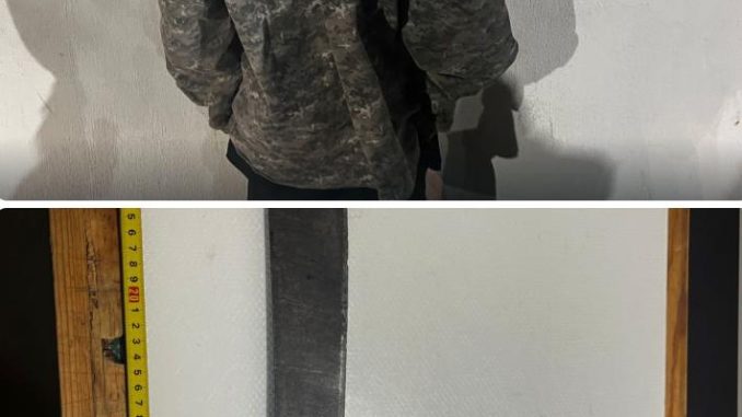 Sujeto que portaba arma prohibida es detenido por la Policía Municipal en el fraccionamiento Periodistas