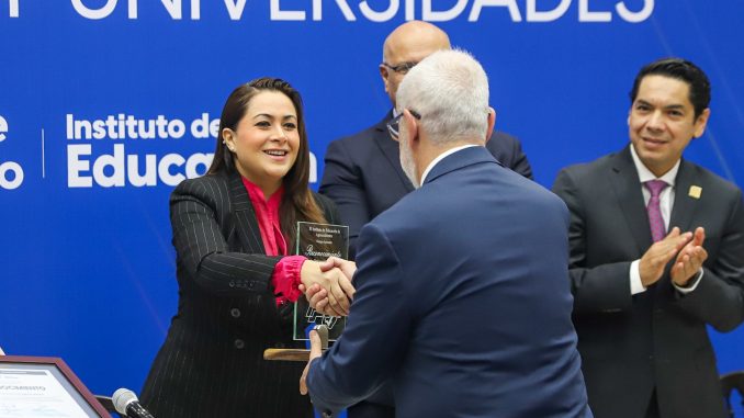Gobernadora Tere Jiménez define la Ruta para fortalecer Bachilleratos y Universidades en 2026
