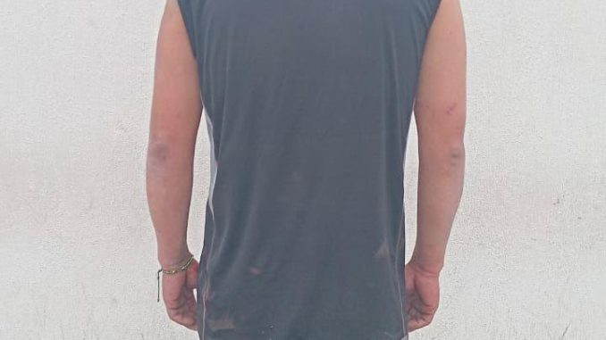 Policía Municipal detiene a sujeto por daños a la propiedad en el fraccionamiento Vista Alegre