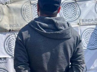 Policías Estatales que se encontraban en la puerta norte le brindaron el auxilio a conductora para detener a su pareja sentimental que la había agredido físicamente