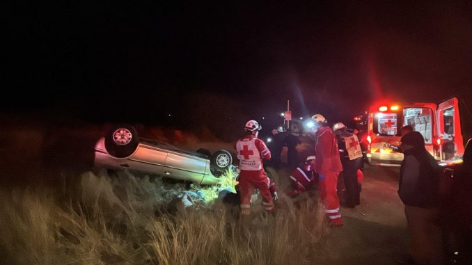 Policía Vial atiende volcadura en Prolongación Héroe Inmortal