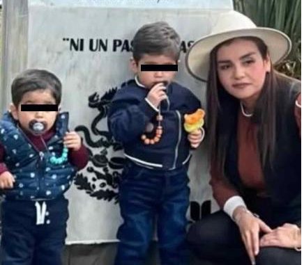 Grecia Quiroz devela placa en honor a Carlos Manzo: "no vamos a arrodillarnos ante el crimen organizado"