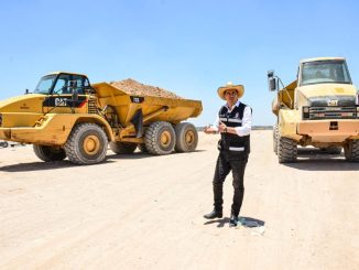 Cumple Leo Montañez con más equipo para Servicios Públicos