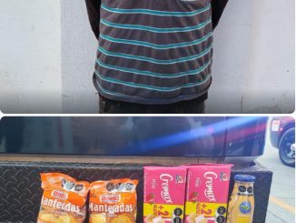 Sujeto señalado por robar en una tienda de conveniencia en el Barrio del Encino es detenido por la Policía Municipal