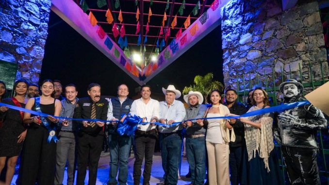 Aguascalientes participa en la inauguración del Carnaval de Chapala 2026