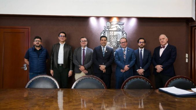 Promueve Leo Montañez más espacios educativos y equipamiento para la ciudad